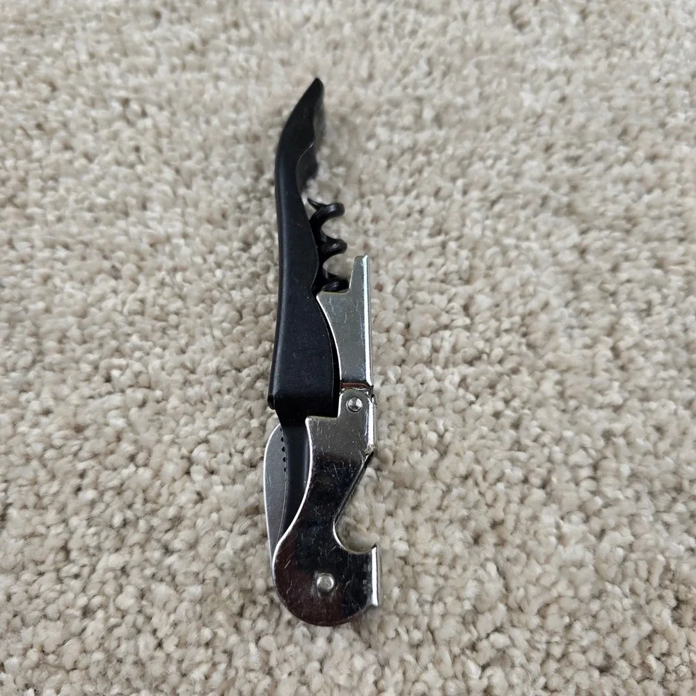 Napa‎ River Inn Wine Opener Black Silver Waiter Corkscrew Foil Cutter Multi-Tool